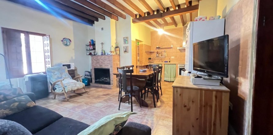 Villetta a schiera Pinoso, Alicante, Spagna 5 camere da letto, 400 mq. N° 131552