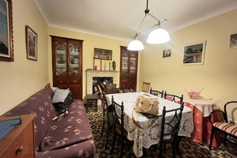 Villetta a schiera in vendita Pinoso, Alicante, Spagna 5 camere da letto, 400 mq. N° 131552 - foto 9