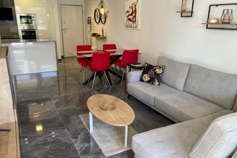 Huoneisto myytävänä Alicante, Espanja, 2 makuuhuonetta, 74 m2 No. 131549 - kuva 23