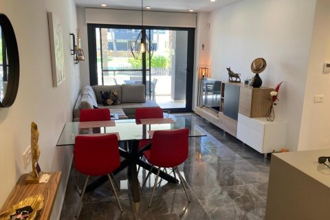 Huoneisto myytävänä Alicante, Espanja, 2 makuuhuonetta, 74 m2 No. 131549 - kuva 24