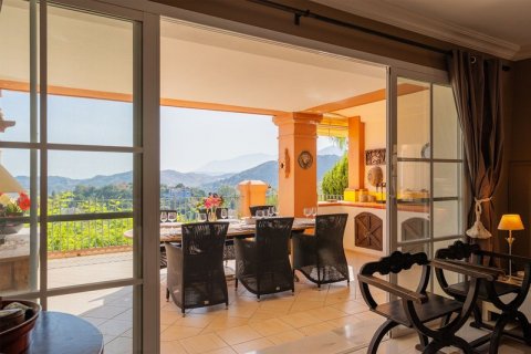 Dzīvoklis pārdošanā La Quinta, Malaga, Spānijā 2 istabas, 146 m2 Nr. 130677 - attēls 1