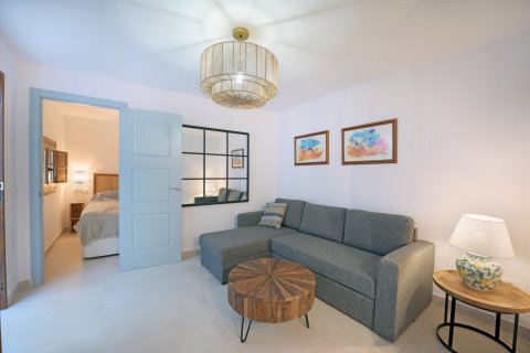 Rindu māja pārdošanā Velez-Malaga, Malaga, Spānijā 2 istabas, 95 m2 Nr. 130678 - attēls 3