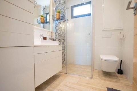 Villa for sale La Zenia, Alicante, Spain 3 bedrooms, 76 sq.m. No. 130626 - photo 12