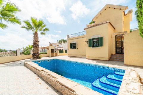 Villa till salu i Villamartin, Alicante, Spanien 3 sovrum, 125 kvm. Nr. 131850 - foto 6