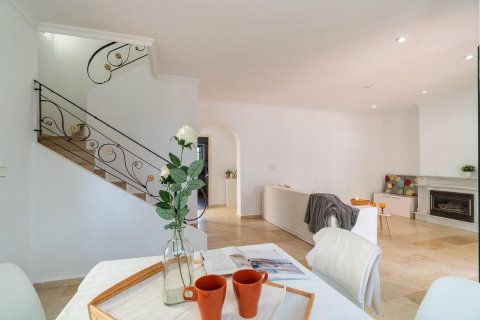 Villa till salu i Villamartin, Alicante, Spanien 3 sovrum, 125 kvm. Nr. 131850 - foto 28