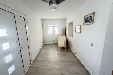 Villa for sale Villamartin, Alicante, Spain 2 bedrooms, 70 sq.m. No. 131853 - photo 10