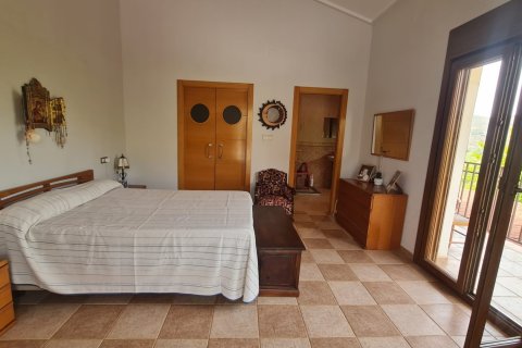 Villa for sale Petrer, Alicante, Spain 4 bedrooms, 700 sq.m. No. 131854 - photo 10