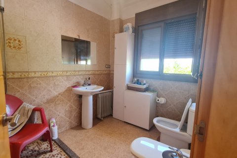 Villa for sale Petrer, Alicante, Spain 4 bedrooms, 700 sq.m. No. 131854 - photo 11