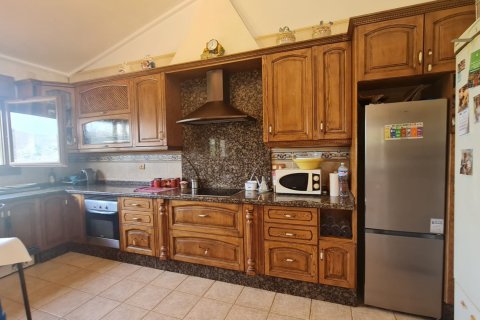 Villa for sale Petrer, Alicante, Spain 4 bedrooms, 700 sq.m. No. 131854 - photo 6