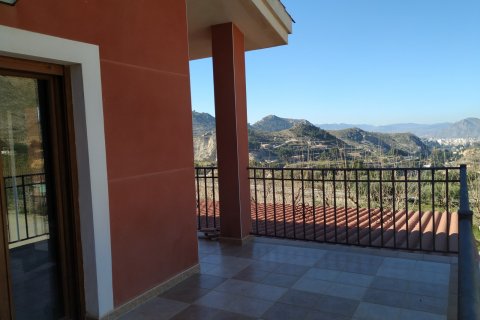 Villa for sale Petrer, Alicante, Spain 4 bedrooms, 700 sq.m. No. 131854 - photo 3