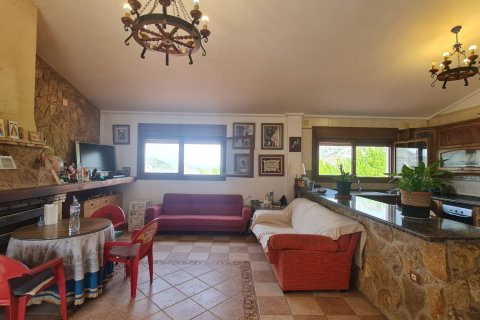 Villa for sale Petrer, Alicante, Spain 4 bedrooms, 700 sq.m. No. 131854 - photo 5