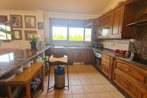 Villa for sale Petrer, Alicante, Spain 4 bedrooms, 700 sq.m. No. 131854 - photo 7