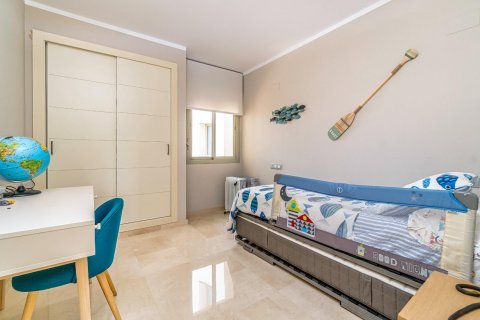 Appartamento in vendita Alicante, Spagna 3 camere da letto, 191 mq. N° 131856 - foto 27