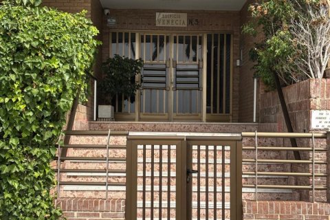 Apartment for sale Torrevieja, Alicante, Spain 3 bedrooms, 93 sq.m. No. 131851 - photo 3