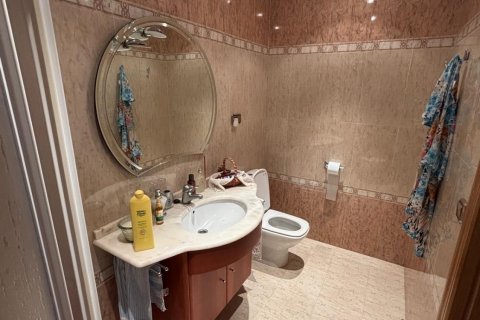 Apartment for sale Torrevieja, Alicante, Spain 3 bedrooms, 93 sq.m. No. 131851 - photo 17