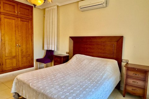 Huvila myytävänä Alicante, Espanja, 3 makuuhuonetta, 142 m2 No. 130651 - kuva 28