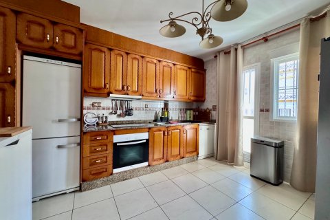 Huvila myytävänä Alicante, Espanja, 3 makuuhuonetta, 142 m2 No. 130651 - kuva 15