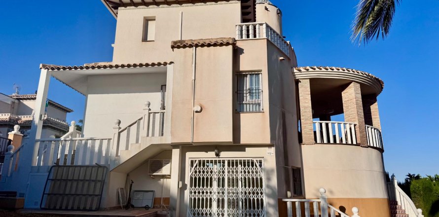 Huvila Alicante, Espanja 3 makuuhuonetta, 142 m2 No. 130651