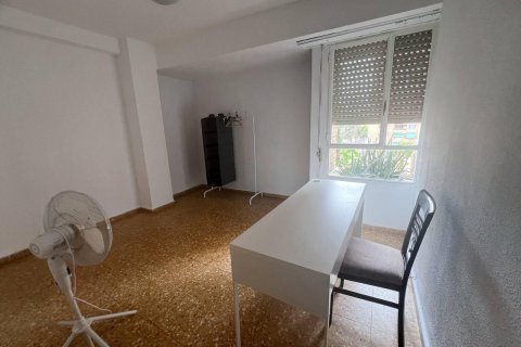 Dzīvoklis īrēšanai Valencia, Spānijā 3 istabas, 95 m2 Nr. 130646 - attēls 5