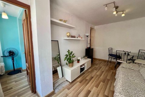 Apartment for sale Madrid, Spain 2 bedrooms, 55 sq.m. No. 130650 - photo 5