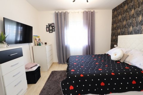 Townhouse for sale Torre de la Horadada, Alicante, Spain 2 bedrooms, 70 sq.m. No. 128928 - photo 13