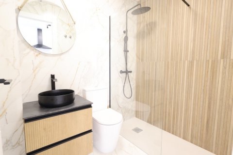 Townhouse for sale Torrevieja, Alicante, Spain 3 bedrooms, 88 sq.m. No. 128931 - photo 13