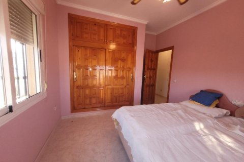 Huvila myytävänä Ciudad Quesada, Alicante, Espanja, 5 makuuhuonetta, 400 m2 No. 128930 - kuva 14