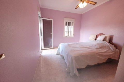 Huvila myytävänä Ciudad Quesada, Alicante, Espanja, 5 makuuhuonetta, 400 m2 No. 128930 - kuva 12