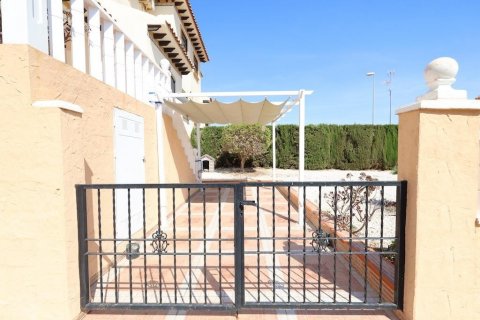 Radhus till salu Alicante, Spanien 2 sovrum, 97 kvm. Nr. 128929 - foto 19