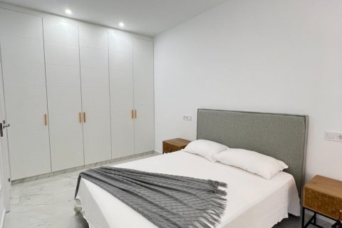 Apartment for sale Torrevieja, Alicante, Spain 2 bedrooms, 101 sq.m. No. 131464 - photo 13