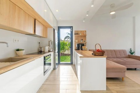 Villa for sale La Zenia, Alicante, Spain 3 bedrooms, 82 sq.m. No. 131466 - photo 5