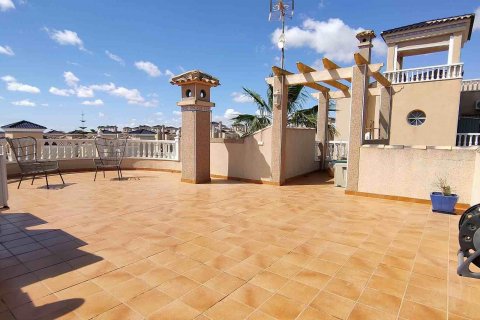 Villa till salu Guardamar del Segura, Alicante, Spanien 3 sovrum, 106 kvm. Nr. 125885 - foto 9