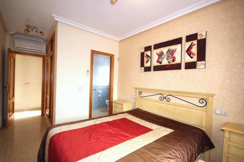 Villa till salu Guardamar del Segura, Alicante, Spanien 3 sovrum, 106 kvm. Nr. 125885 - foto 25