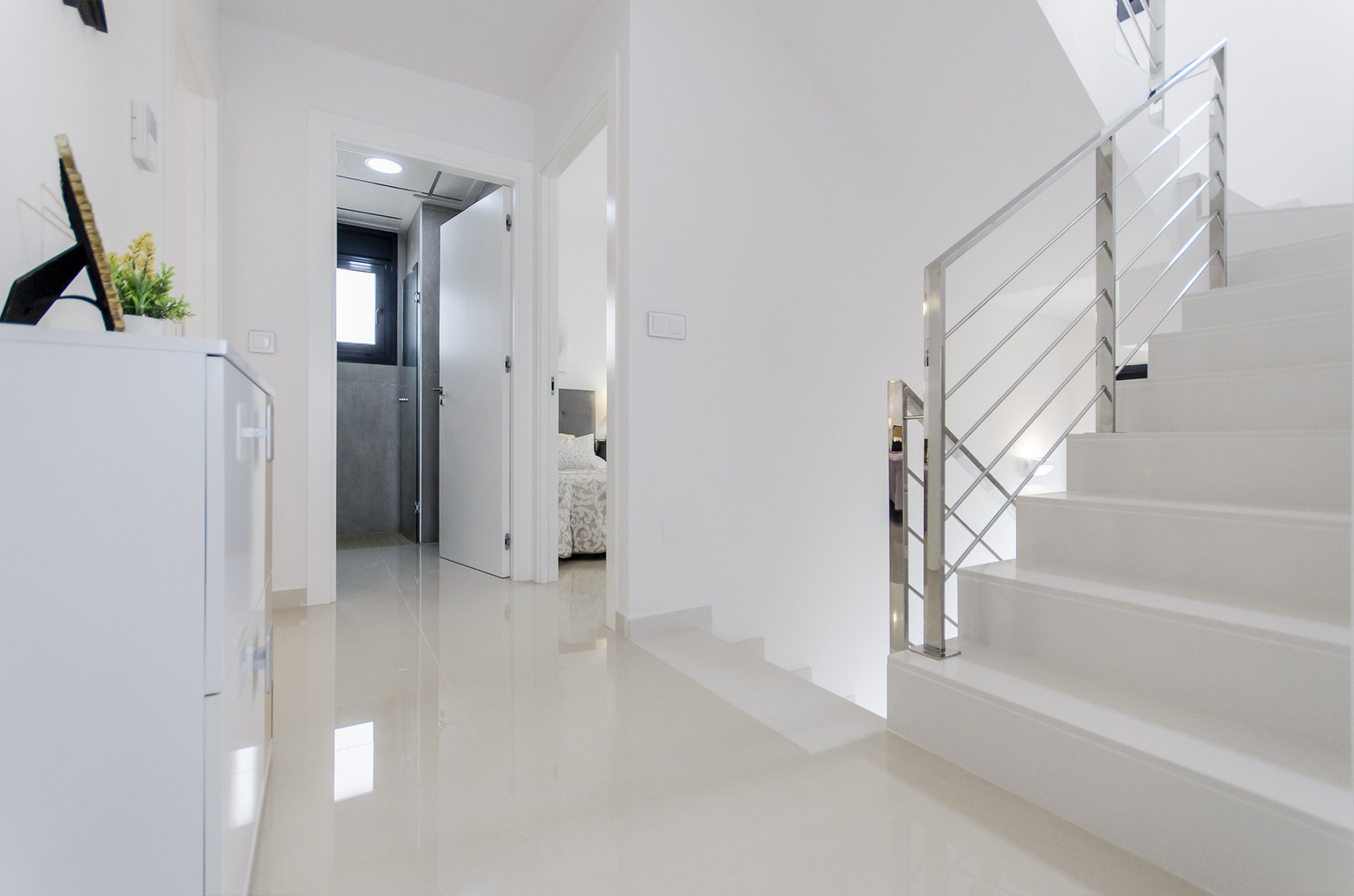 Huvila San Miguel de Salinas, Alicante, Espanja 4 makuuhuonetta, 135 m2 No. 132301