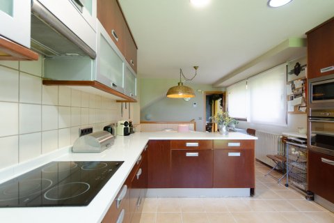 Продажа виллы в Фуэнте-дель-Фресно, Мадрид, Испания 6 спален, 489м2 №121656 - фото 25