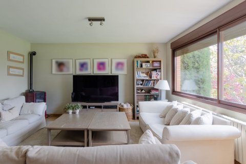 Продажа виллы в Фуэнте-дель-Фресно, Мадрид, Испания 6 спален, 489м2 №121656 - фото 28