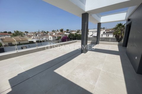 Продажа виллы в Рохалес, Аликанте, Испания 4 спальни, 150м2 №121661 - фото 12