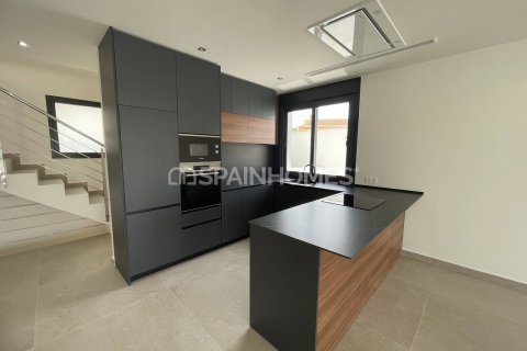 Продажа виллы в Рохалес, Аликанте, Испания 4 спальни, 150м2 №121661 - фото 26