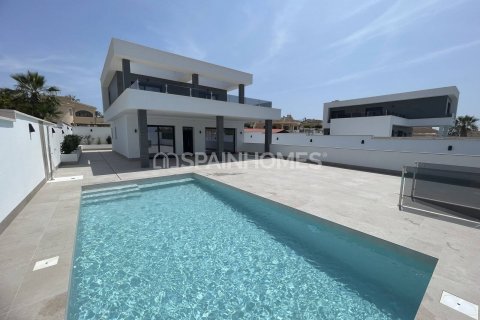 Продажа виллы в Рохалес, Аликанте, Испания 4 спальни, 150м2 №121661 - фото 5