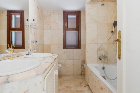 Townhouse zum Verkauf Malaga, Spanien 2 Schlafzimmer, 96.68 m2 Nr. 121660 - Foto 9