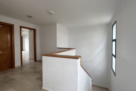 Apartment for sale Alicante, Spain 2 bedrooms, 113 sq.m. No. 125040 - photo 29