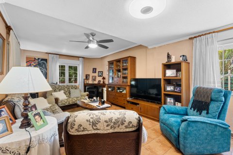 Продажа виллы Эль-Альтет, Аликанте, Испания 8 спален, 243м2 №125045 - фото 15