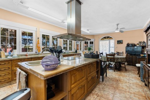 Продажа виллы Эль-Альтет, Аликанте, Испания 8 спален, 243м2 №125045 - фото 13