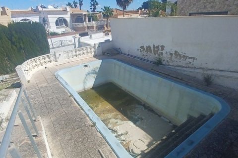 Villa in vendita Torrevieja, Alicante, Spagna 2 camere da letto, 120 mq. N° 125043 - foto 6