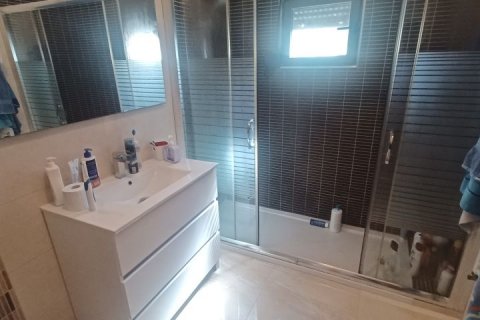 Villa in vendita Torrevieja, Alicante, Spagna 2 camere da letto, 120 mq. N° 125043 - foto 15