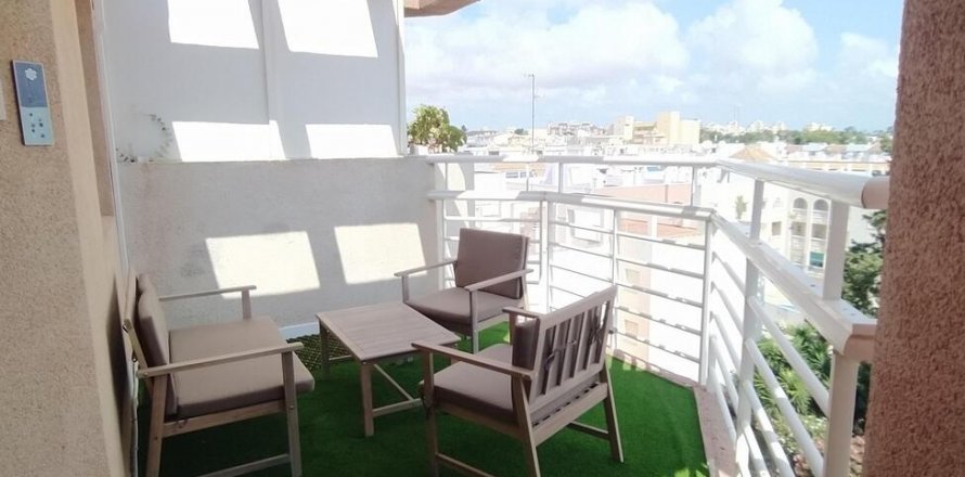 Apartamento Torrevieja, Alicante, España 2 dormitorios, No. 128904
