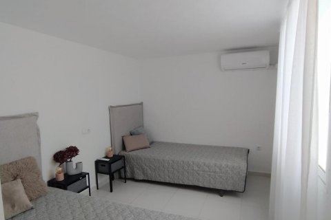 Apartamento en venta Torrevieja, Alicante, España 2 dormitorios,  No. 128904 - foto 28