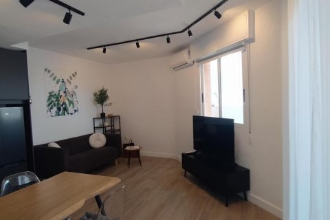 Apartamento en venta Torrevieja, Alicante, España 2 dormitorios,  No. 128904 - foto 2