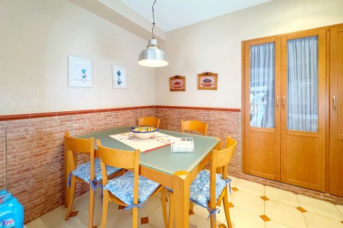 Villa for sale Torrevieja, Alicante, Spain 4 bedrooms, 141 sq.m. No. 128901 - photo 14