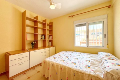 Villa for sale Torrevieja, Alicante, Spain 4 bedrooms, 141 sq.m. No. 128901 - photo 17